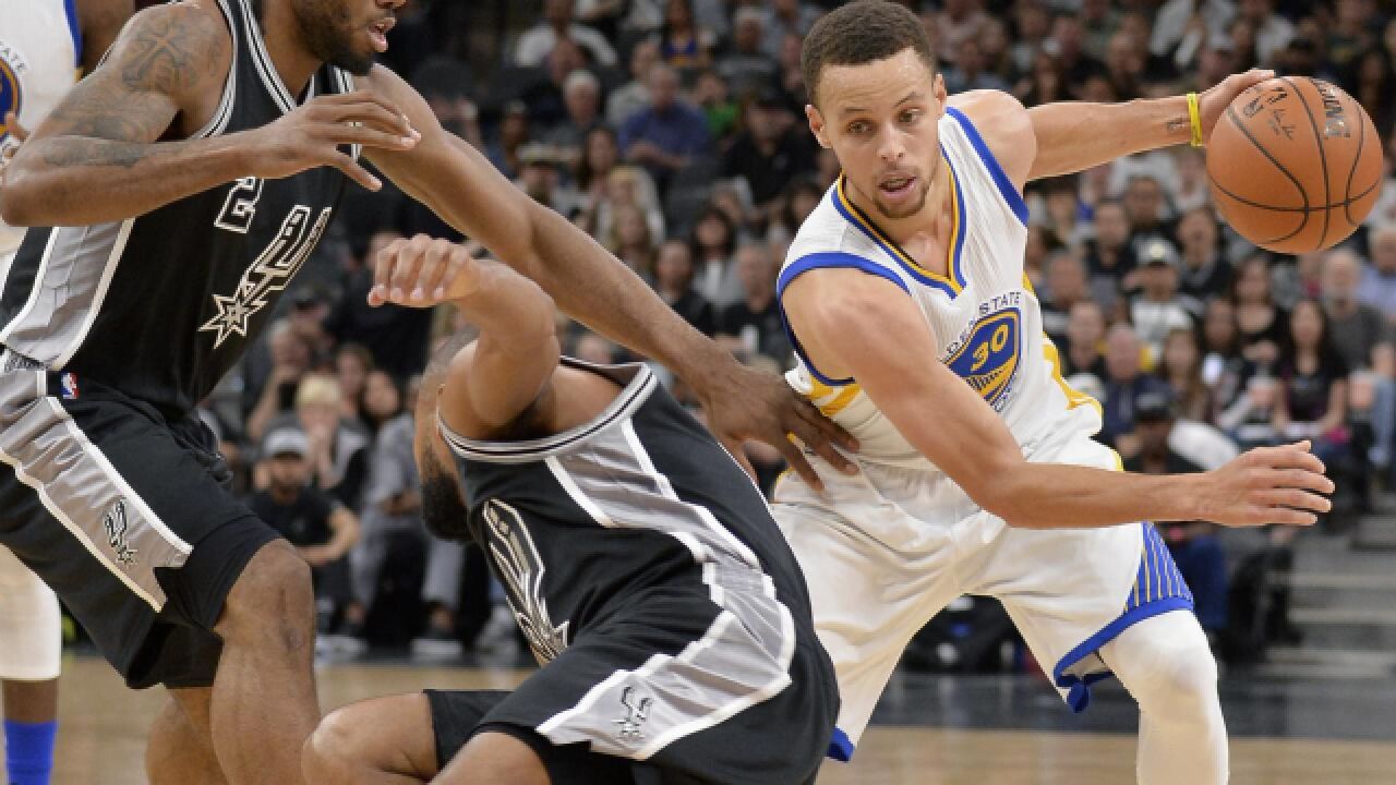 精彩瞬间回放，球员技术精湛的简单介绍