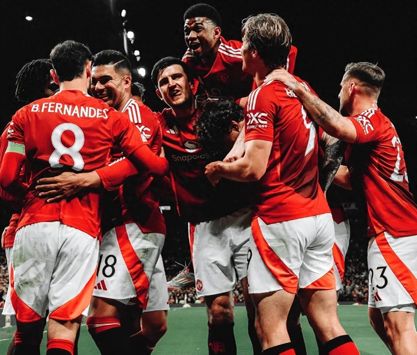 曼联坐拥主场优势,反击连追收获宝贵一分的简单介绍 曼联坐拥主场优势,反击连追收获宝贵一分的简单介绍