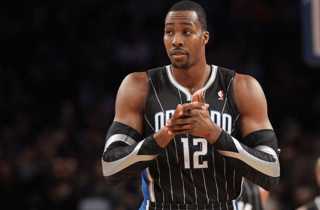 76人险胜北京队,锡安刷新纪录 76人险胜北京队,锡安刷新纪录