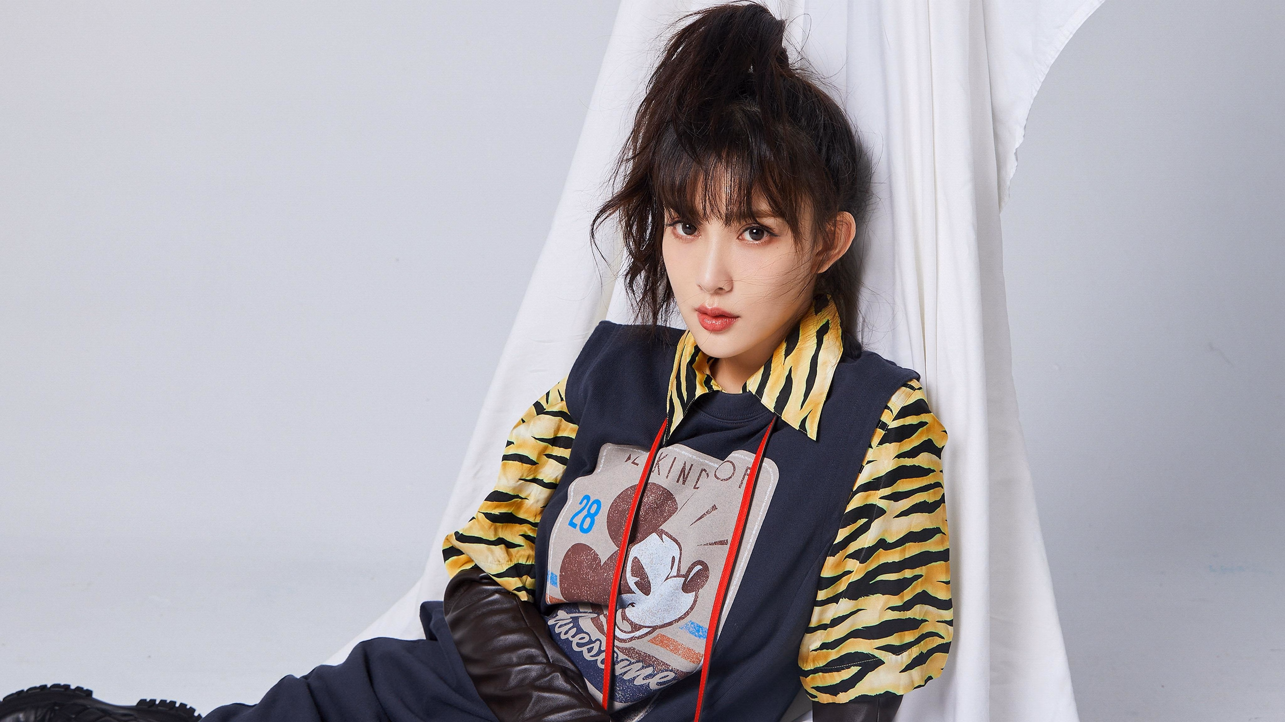 欧洲重锤击沉纸船，武切维奇在沉默中完成的硬仗宣言