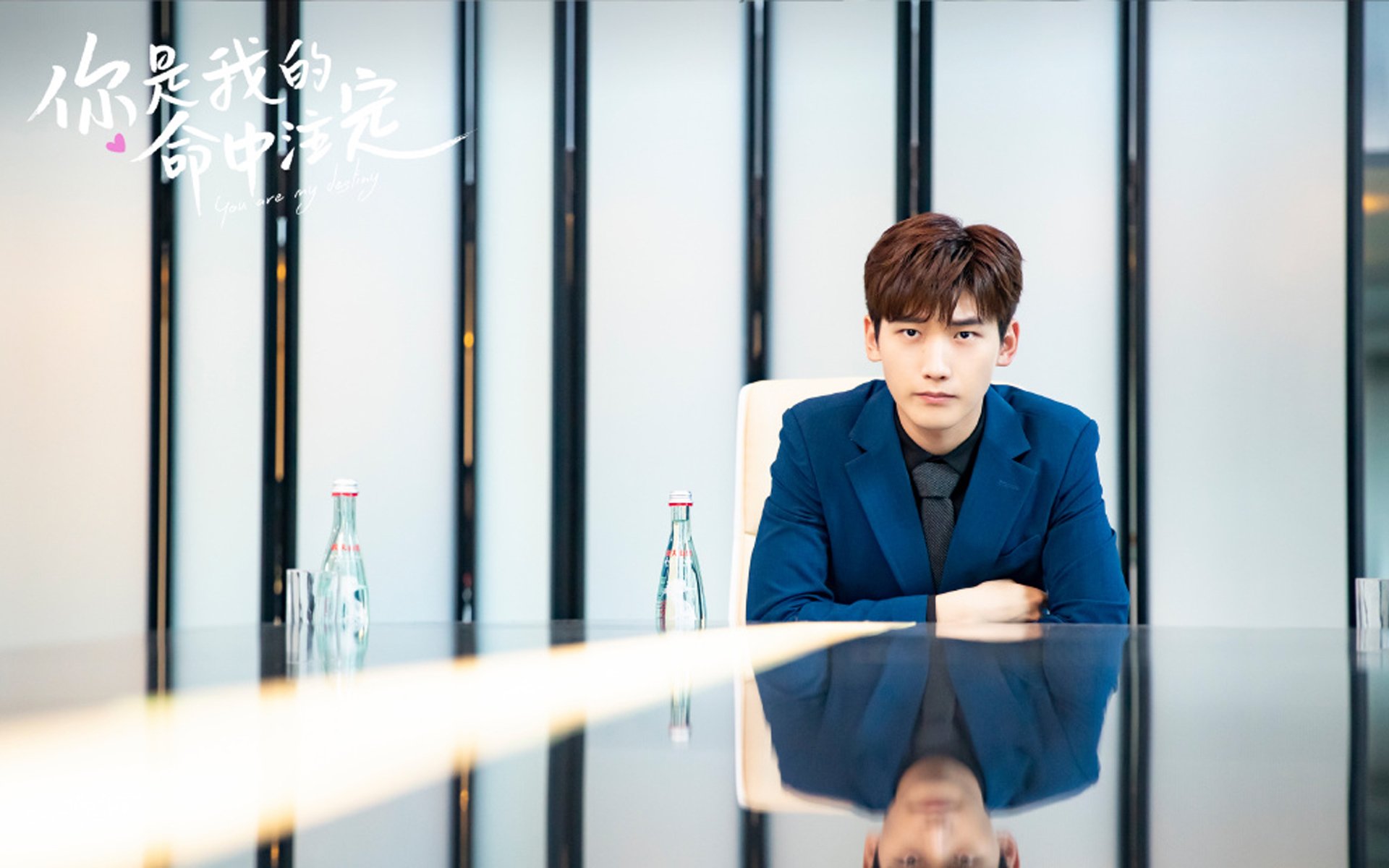 铁幕与闪电，范戴克锁死巨星，波兰狂潮席卷美利坚